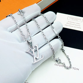 Louis Vuitton LV Letter Floral Necklace-3823  